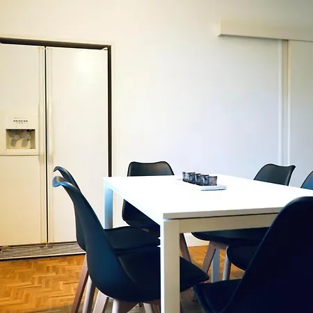 Geraeumiges Wohnen Fuer 7 Personen- Parkplatz- Waschmaschine- 3 Schlafzimmer Wolfsburg Exterior photo